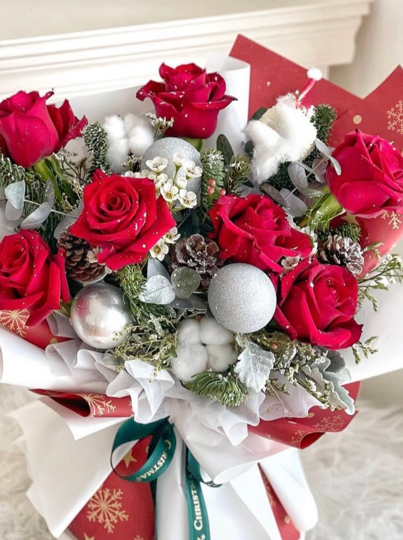 Christmas Flower Bouquet
