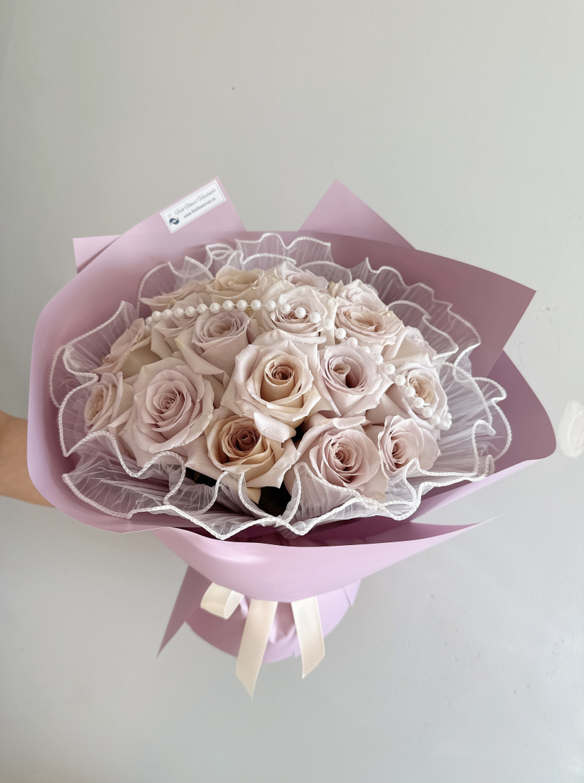 Purple Rose Bouquet-Vancouver Flower Delivery
