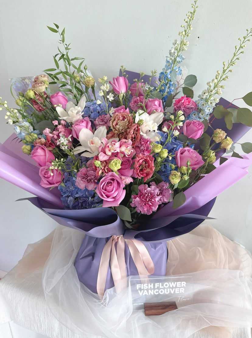 Giant Mixed Bouquet--Daydream Blossoms Bear Hug Bouquet