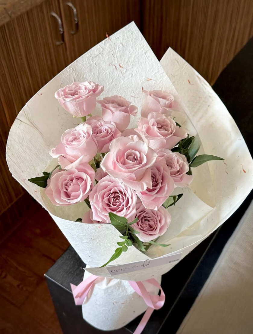 Pink Roses Bouquet