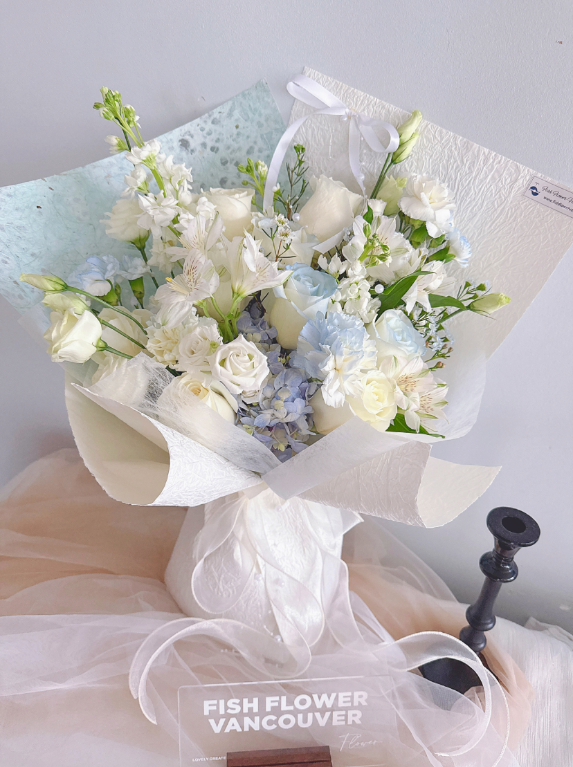 Sky Melody--Blue&White Floral Bouquet