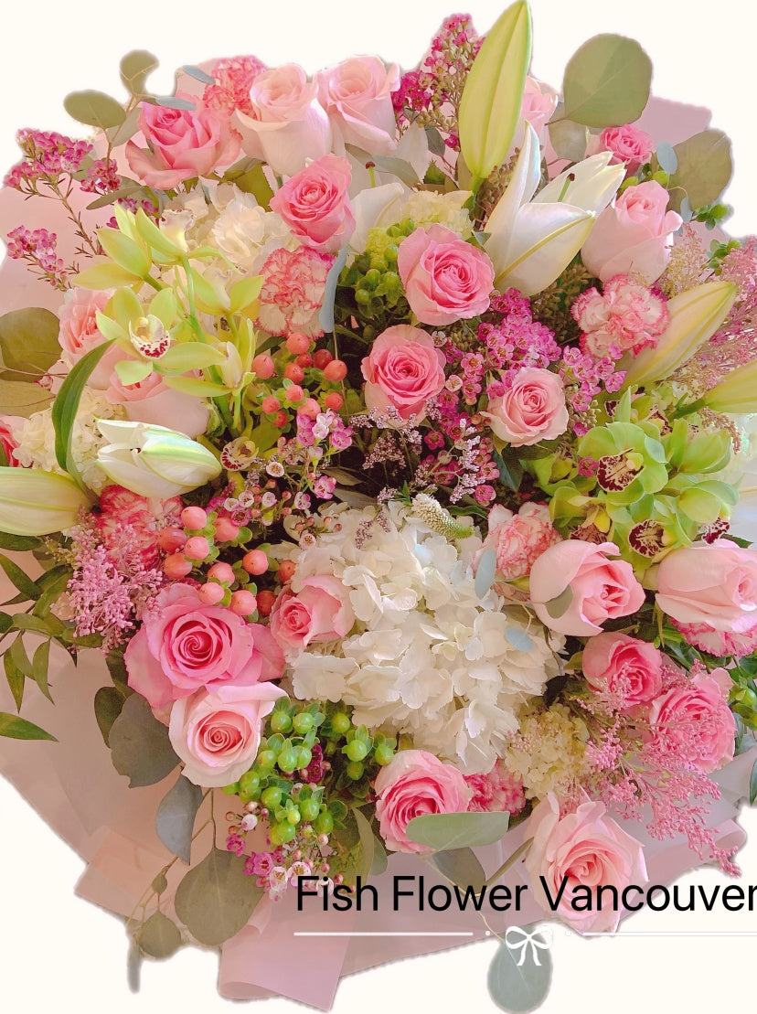 V Day ❤️ Giant Mixed Bouquet--Daydream Blossoms  Bear Hug Bouquet